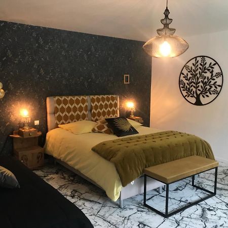 Chambres D'Hotes L'Atipic แซงต์-บรีเออ ภายนอก รูปภาพ