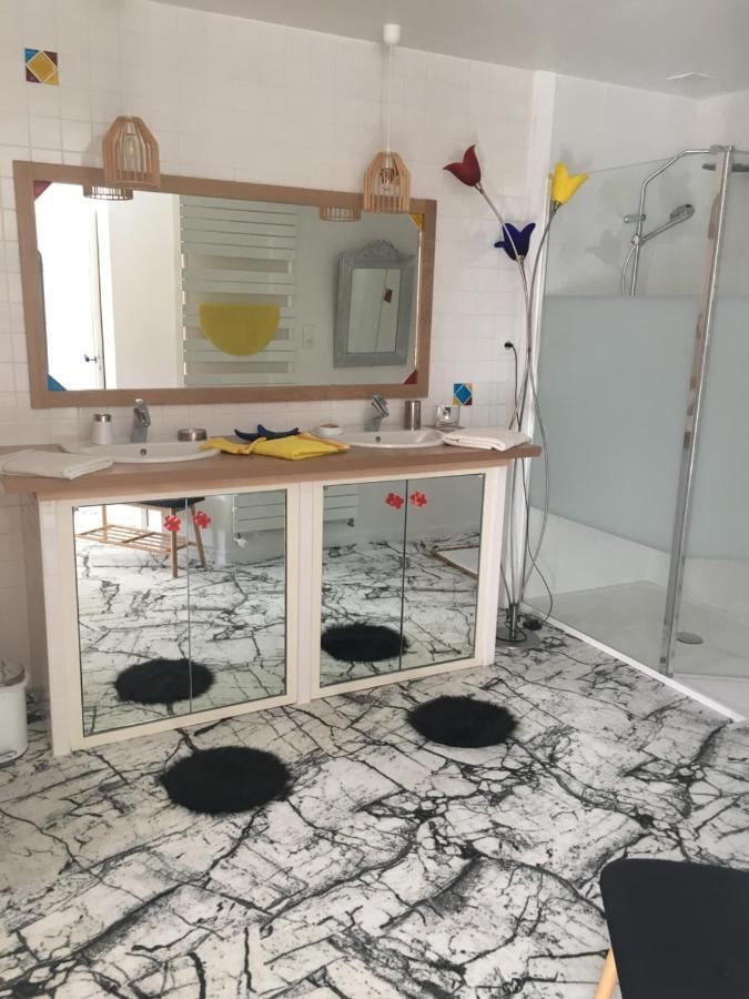 Chambres D'Hotes L'Atipic แซงต์-บรีเออ ภายนอก รูปภาพ