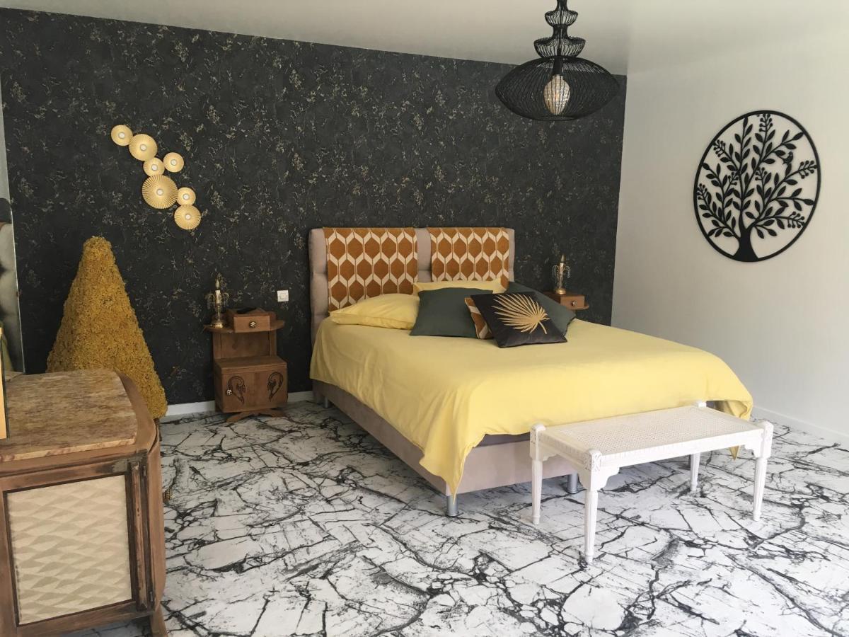 Chambres D'Hotes L'Atipic แซงต์-บรีเออ ภายนอก รูปภาพ