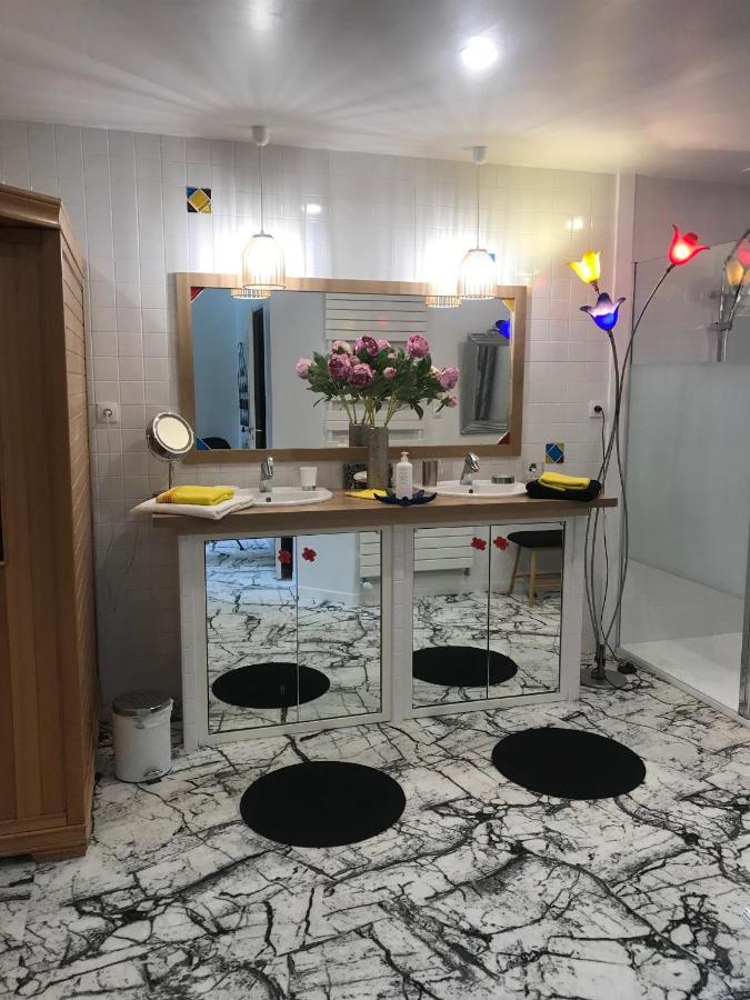 Chambres D'Hotes L'Atipic แซงต์-บรีเออ ภายนอก รูปภาพ